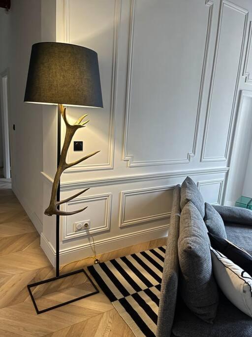 Le Grand Cerf By La Chambre A Cote Metz Extérieur photo